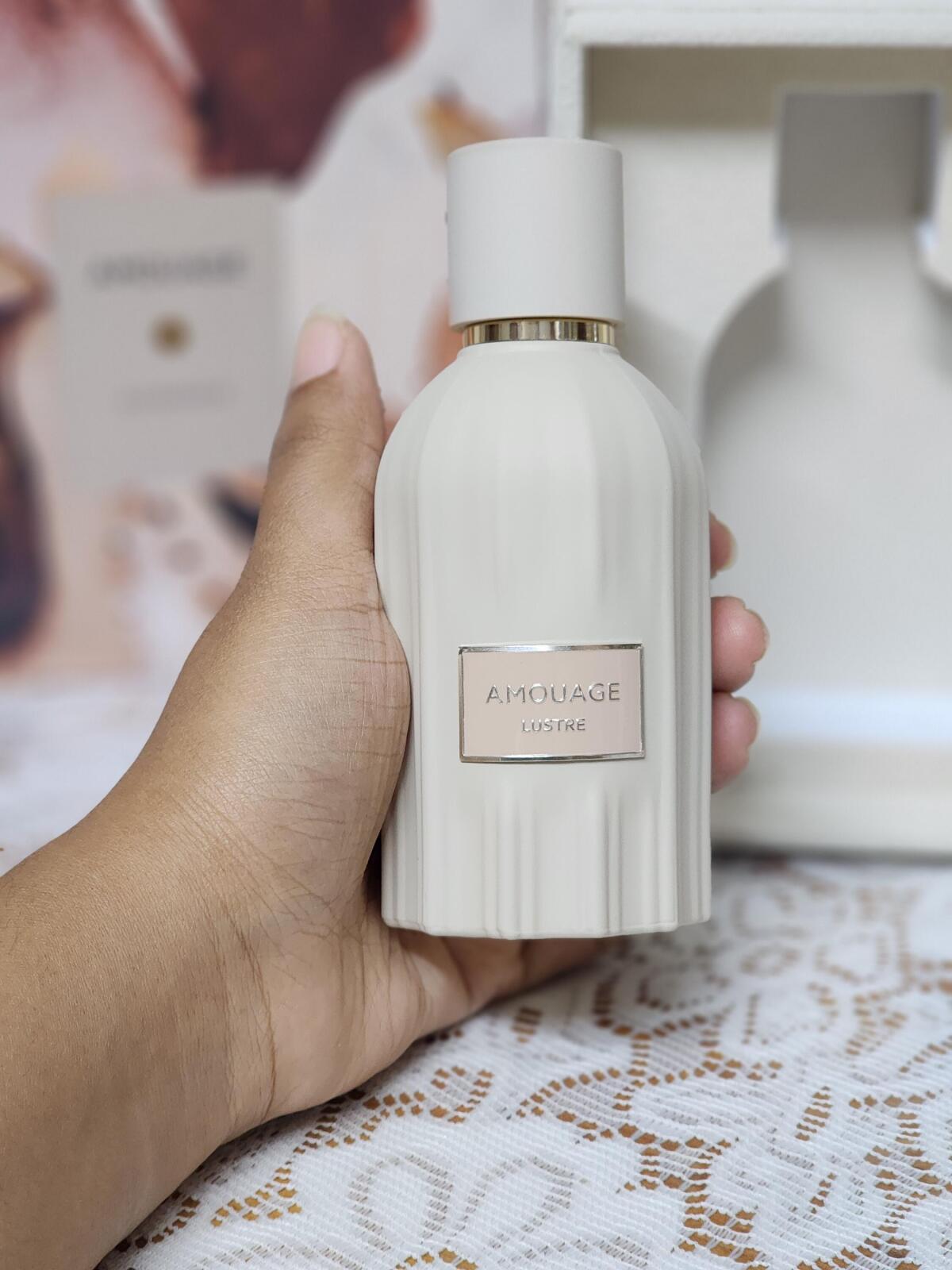 Amouage Lustre Parfüm 100ml Lü - Perfume Fragrance Families incelemesi ve fiyatı